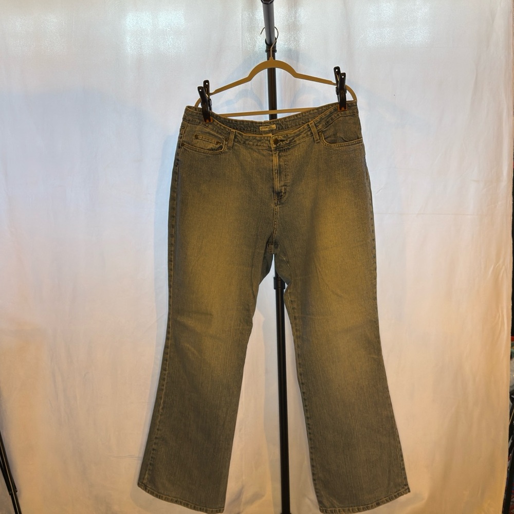 St Johns Bay Stretch Bootcut Jeans Size 18 Like New